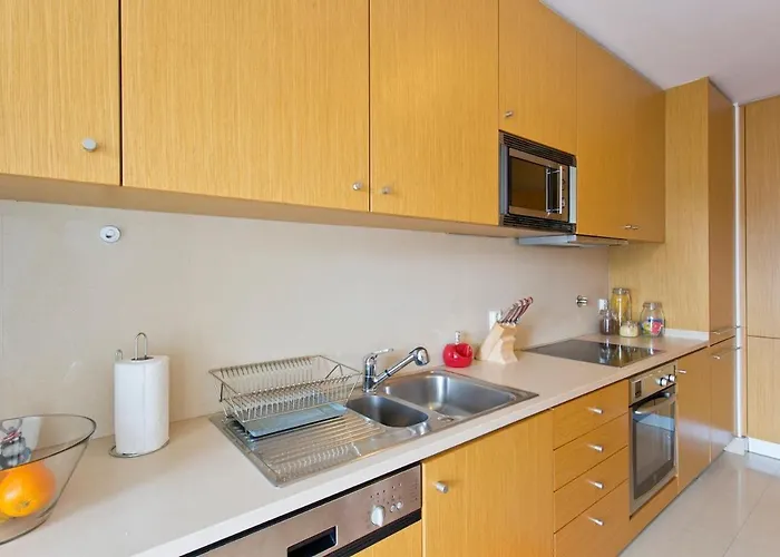 Apartmán Modern And Quiet T1 With Private Garage *