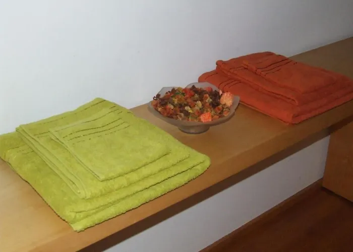 Modern And Quiet T1 With Private Garage Apartman